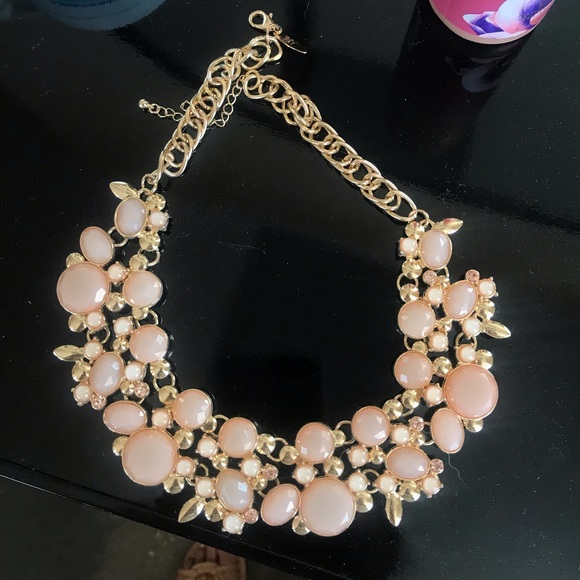 New York & Company Jewelry - Floral necklace